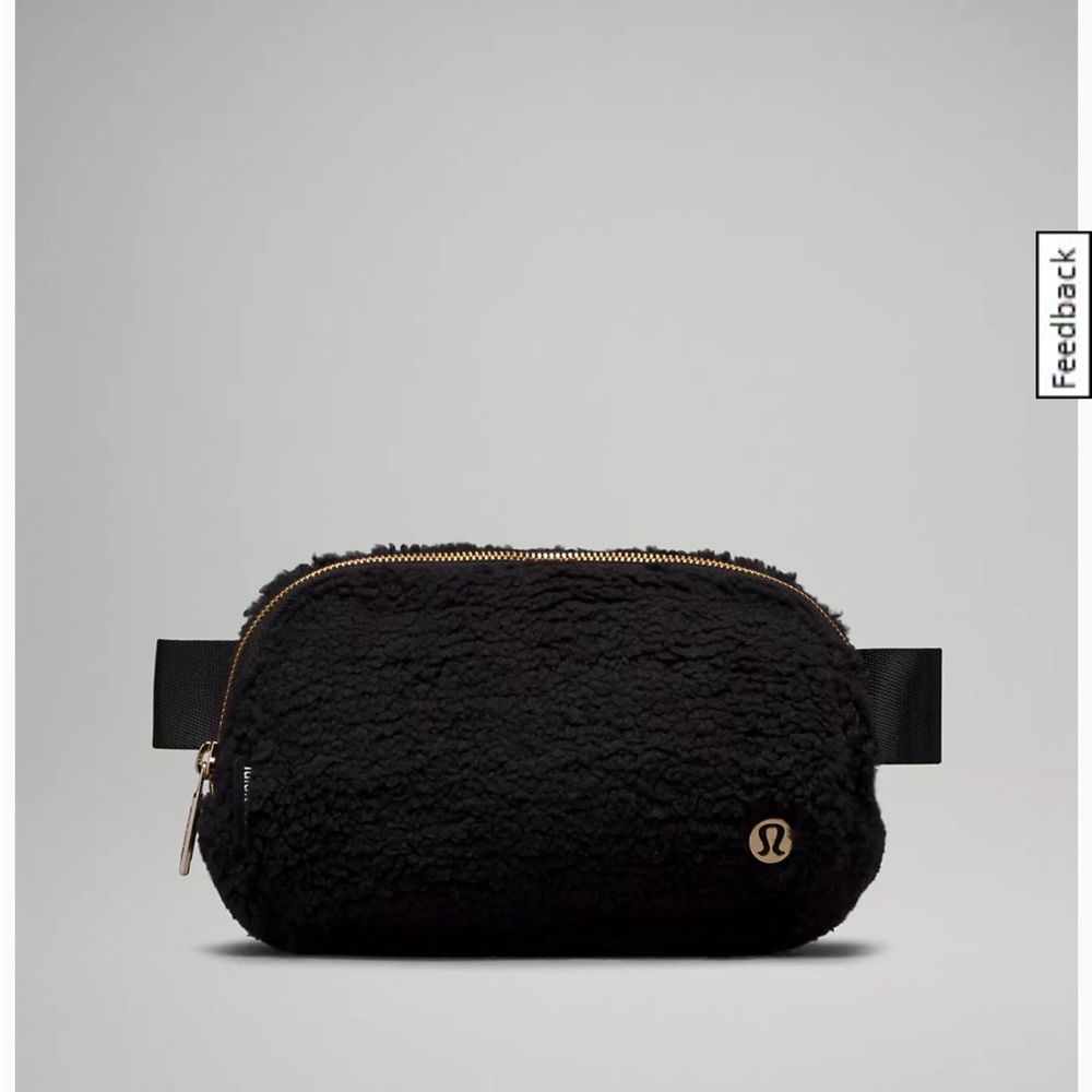 Lululemon Limited Edition Everywhere Belt Bag 1L *Fleece Black Sherpa - Picture 3 of 16